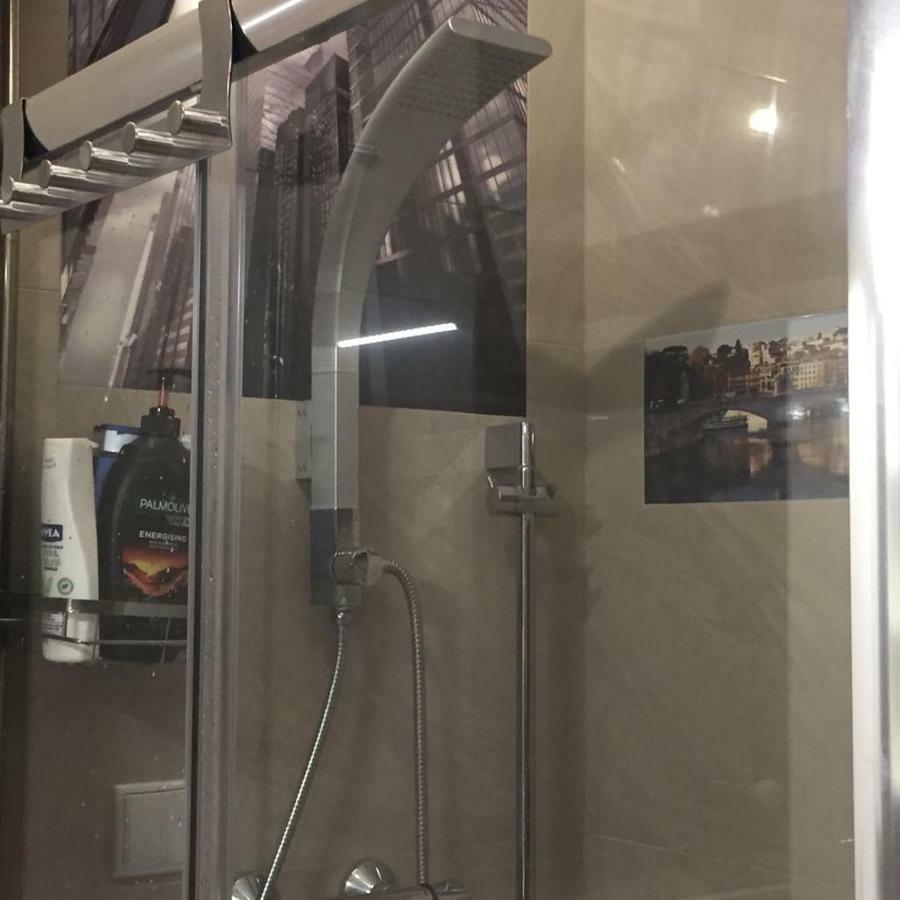 Karmelek Apartamento Varsóvia Exterior foto